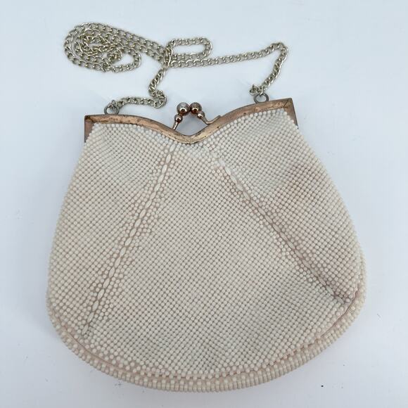 Vintage Goldco Beaded Bag Chain Strap Kiss Lock Ivory White Lucite Detail READ - Picture 2 of 15